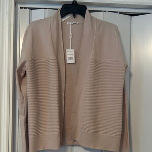 Vila Milano cardigan tan in color